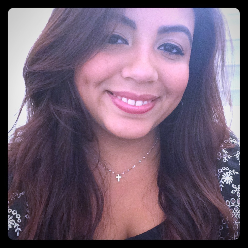 Meet your Posher, Dyanette